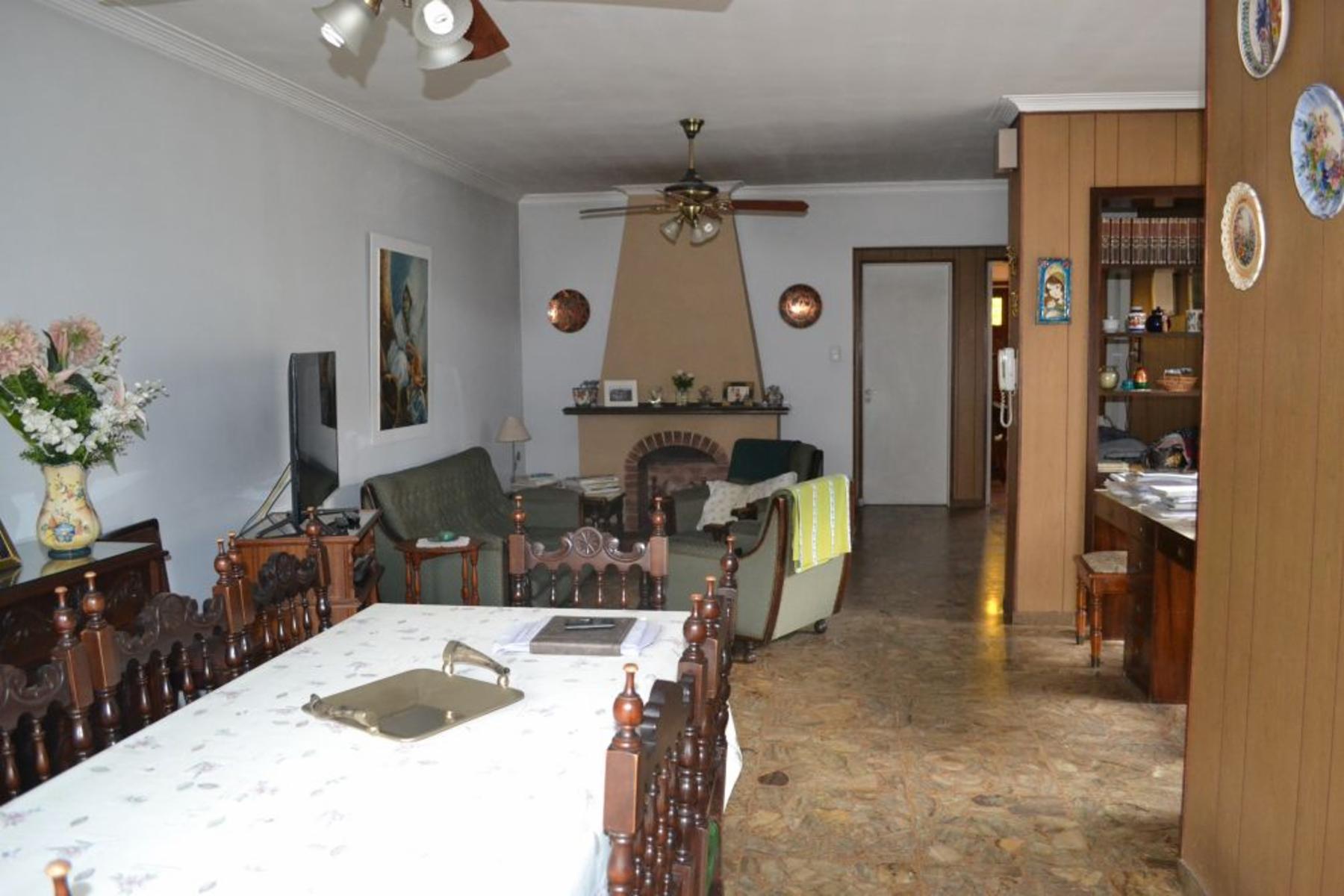 VENTA CASA 6 AMBIENTES EN 2 PLANTAS TEMPERLEY — foto 7