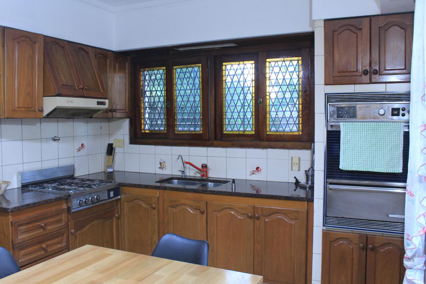 VENTA CASA 4 AMBIENTES BURZACO — foto 5