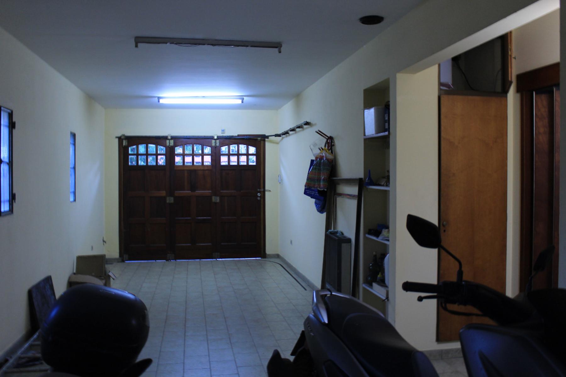 VENTA CASA 4 AMBIENTES BURZACO — foto 9