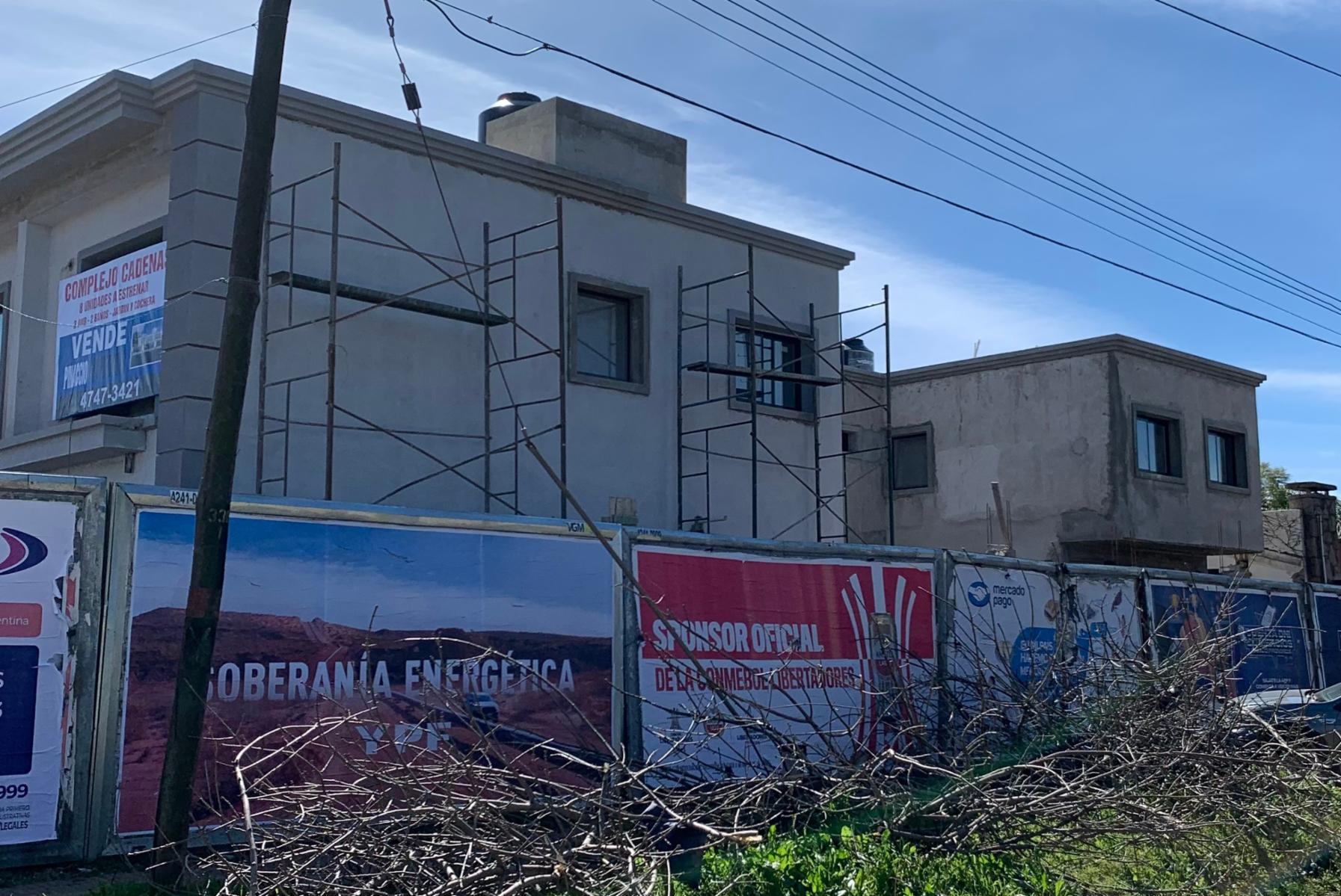 DUPLEX VENTA 3 AMB COCHERA Y JARDIN A ESTRENAR RAFAEL CALZADA COMPLEJO CADENAS — foto 10