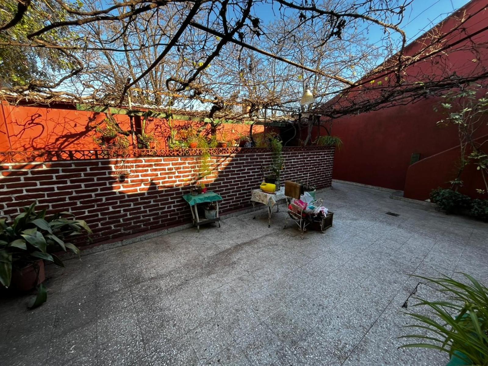 VENTA de casa 3 ambientes con patio, cochera y terraza — foto 14