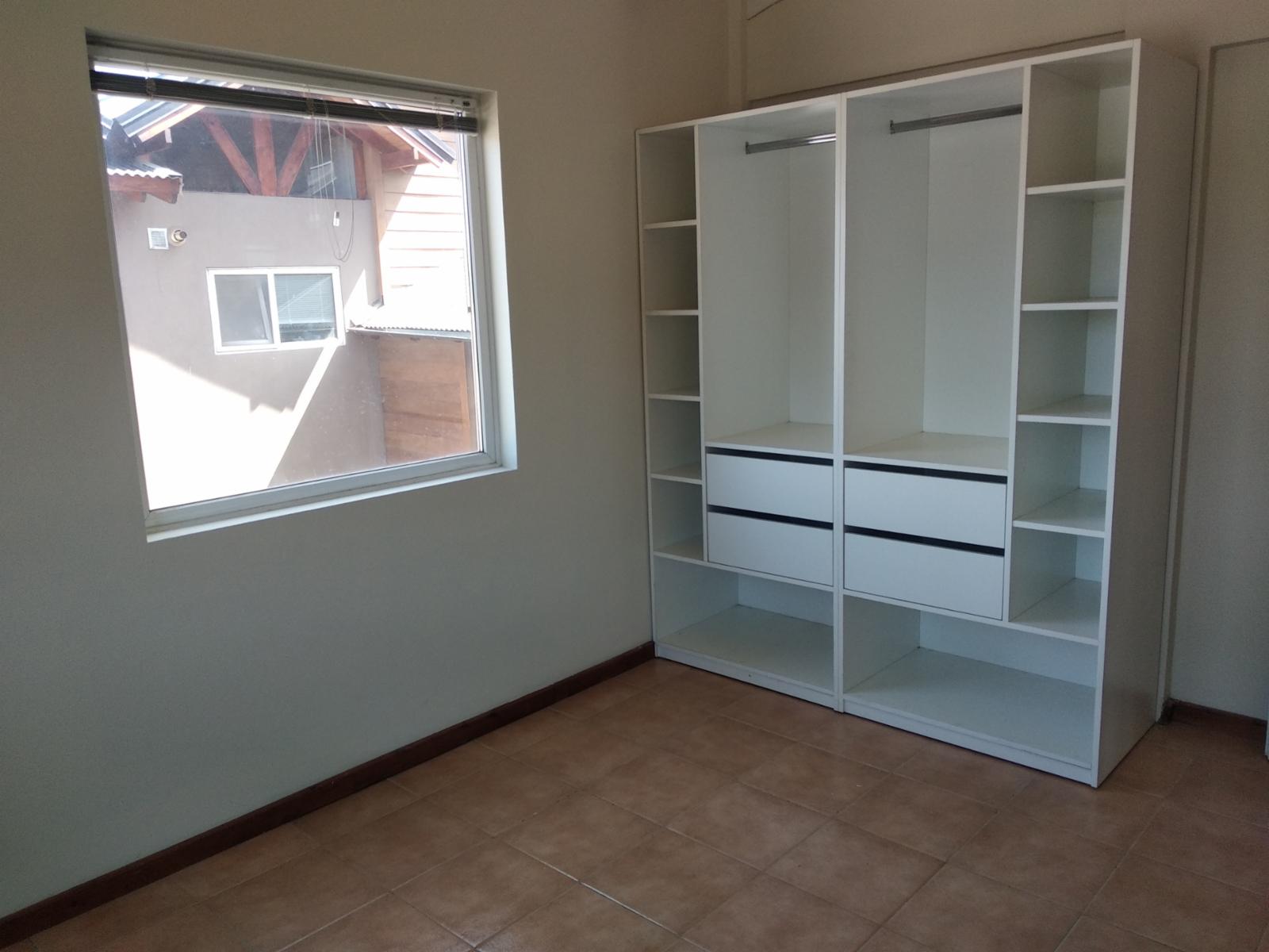 Se Vende Cómodo Departamento de Dos Dormitorios en Villa P. La Cascada - 3