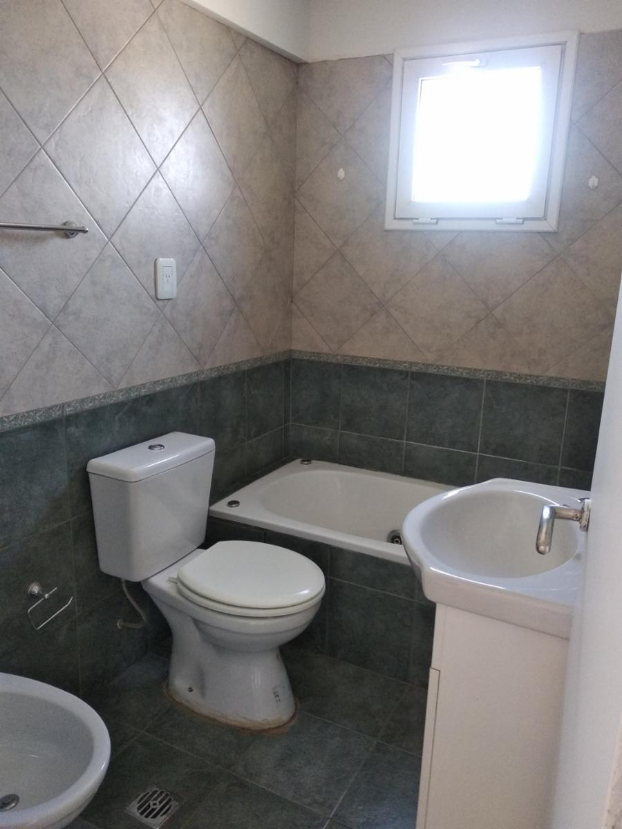 Se Vende Cómodo Departamento de Dos Dormitorios en Villa P. La Cascada - 5