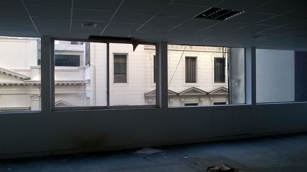 MUY BUENA PLANTA LIBRE EN MICROCENTRO 300M2 FRENTE A BCRA - 1