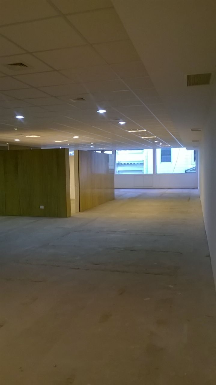 MUY BUENA PLANTA LIBRE EN MICROCENTRO 300M2 FRENTE A BCRA - 5