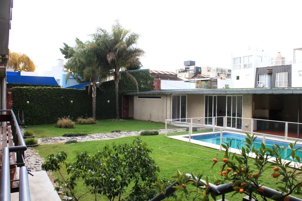 LINDISIMO 4AMB.TIPO CASA CON SALIDA A JARDIN. IMPECABLE - 7