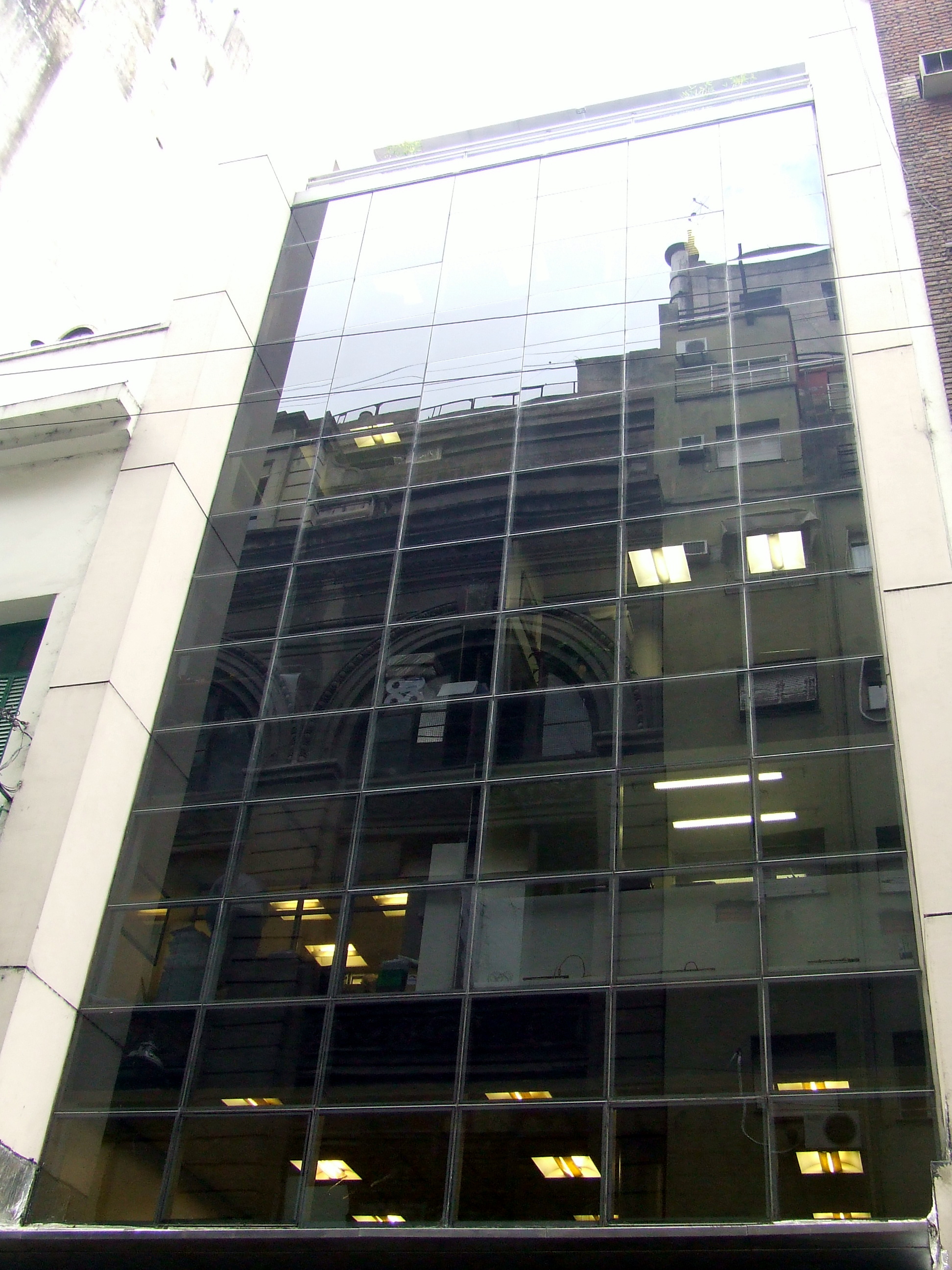 Edificio de Oficinas - 2