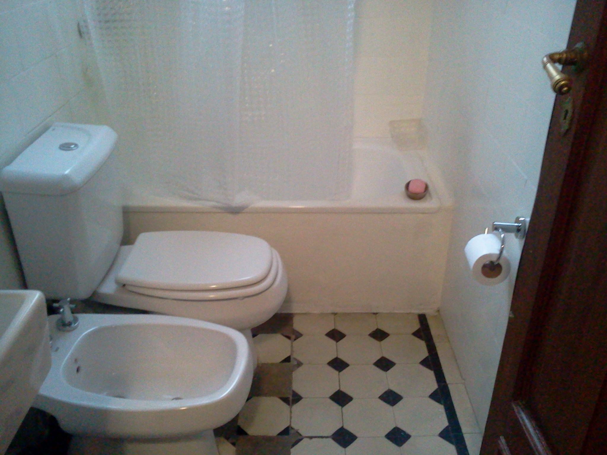 2 Ambientes y medio en casco histórico - 5