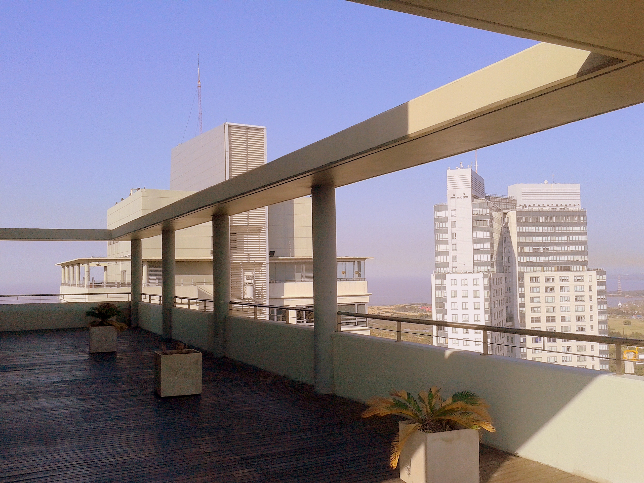 INCREIBLE TRIPLEX EN ALTURA CON TERRAZA PROPIA — foto 9