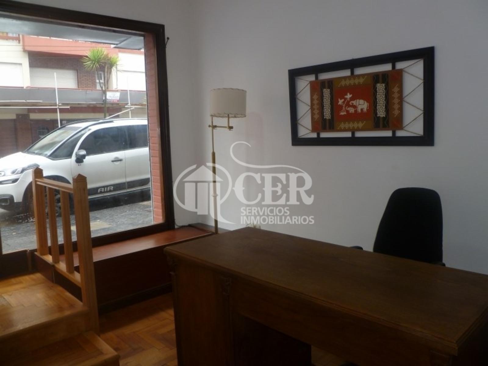 LOCAL EXCELENTE UBICACIÓN — foto 4