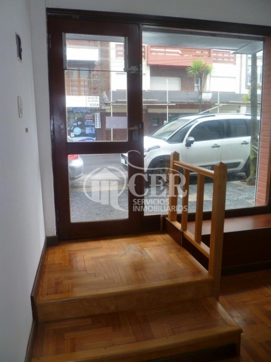 LOCAL EXCELENTE UBICACIÓN — foto 5