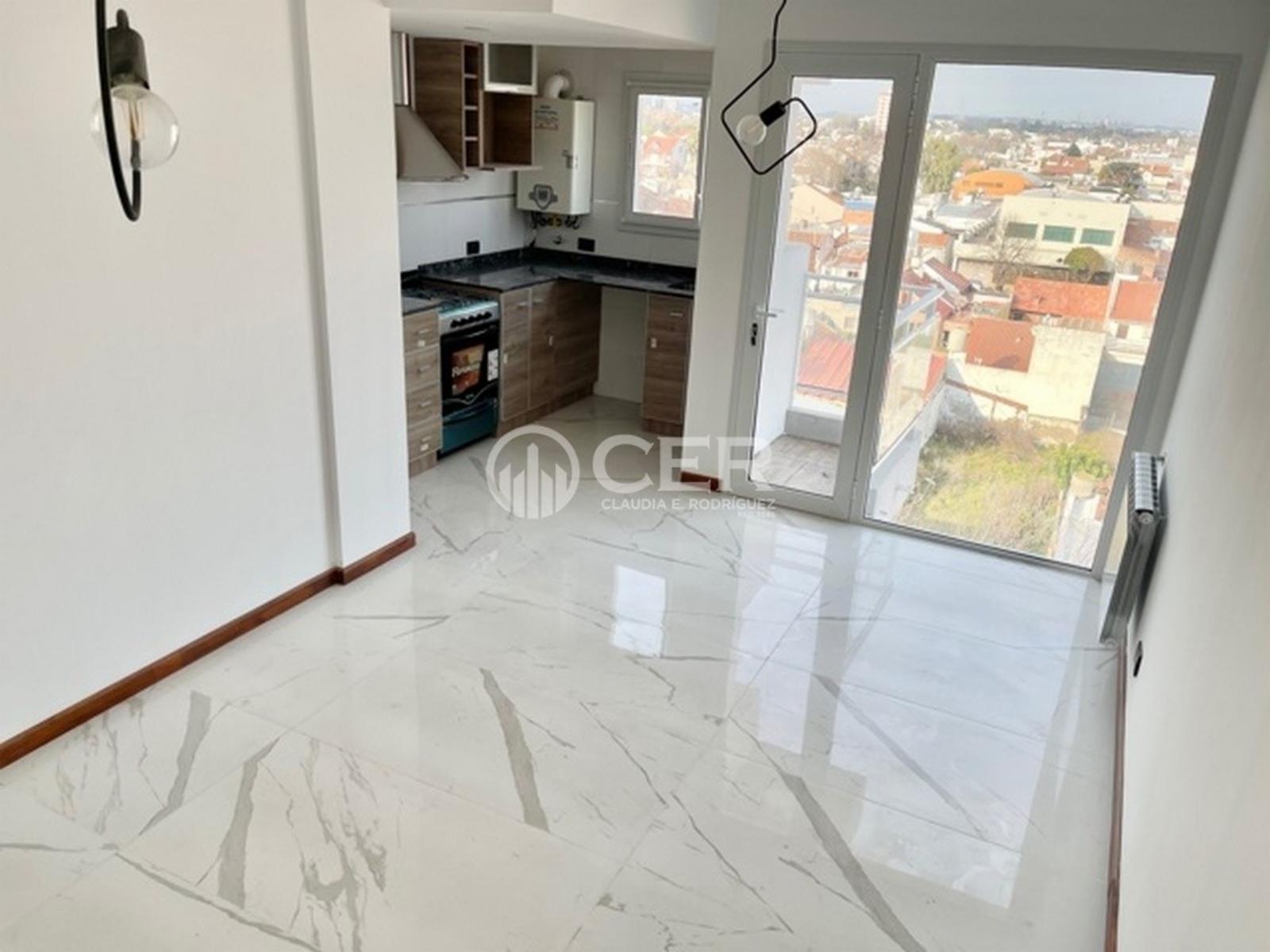 SEMIPISO 2 AMBIENTES A ETSRENAR