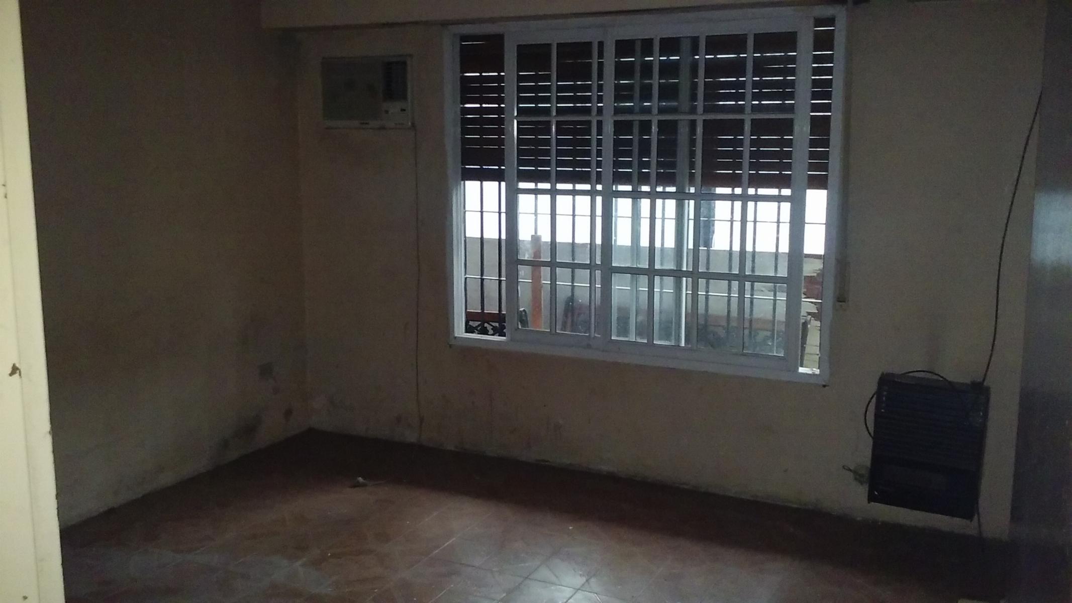 Chalet 2 dormitorios con departamento al fondo en Muñiz — foto 4