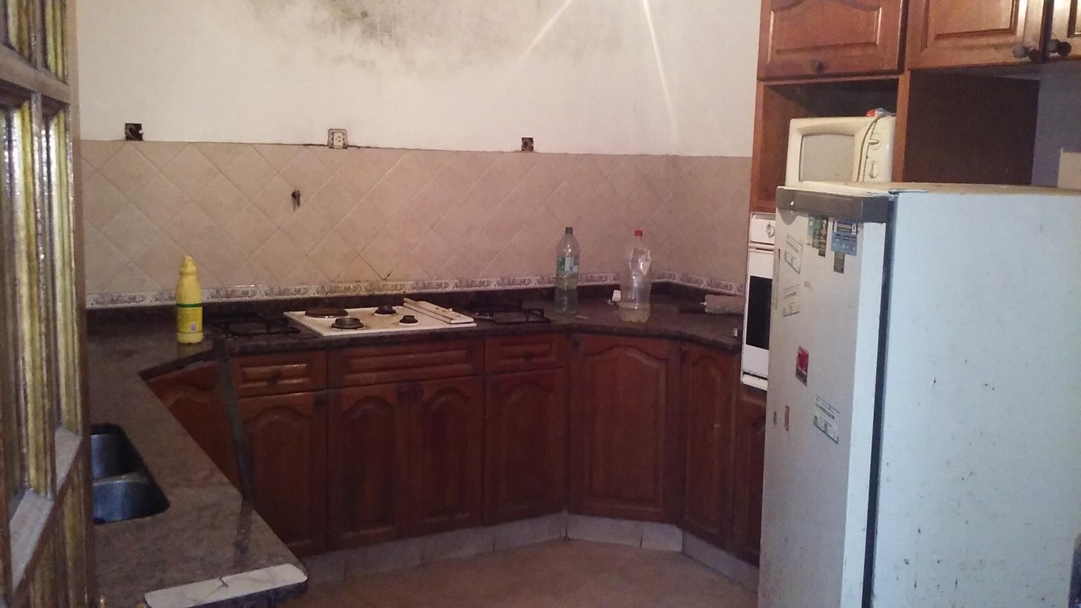 Chalet 2 dormitorios con departamento al fondo en Muñiz — foto 6