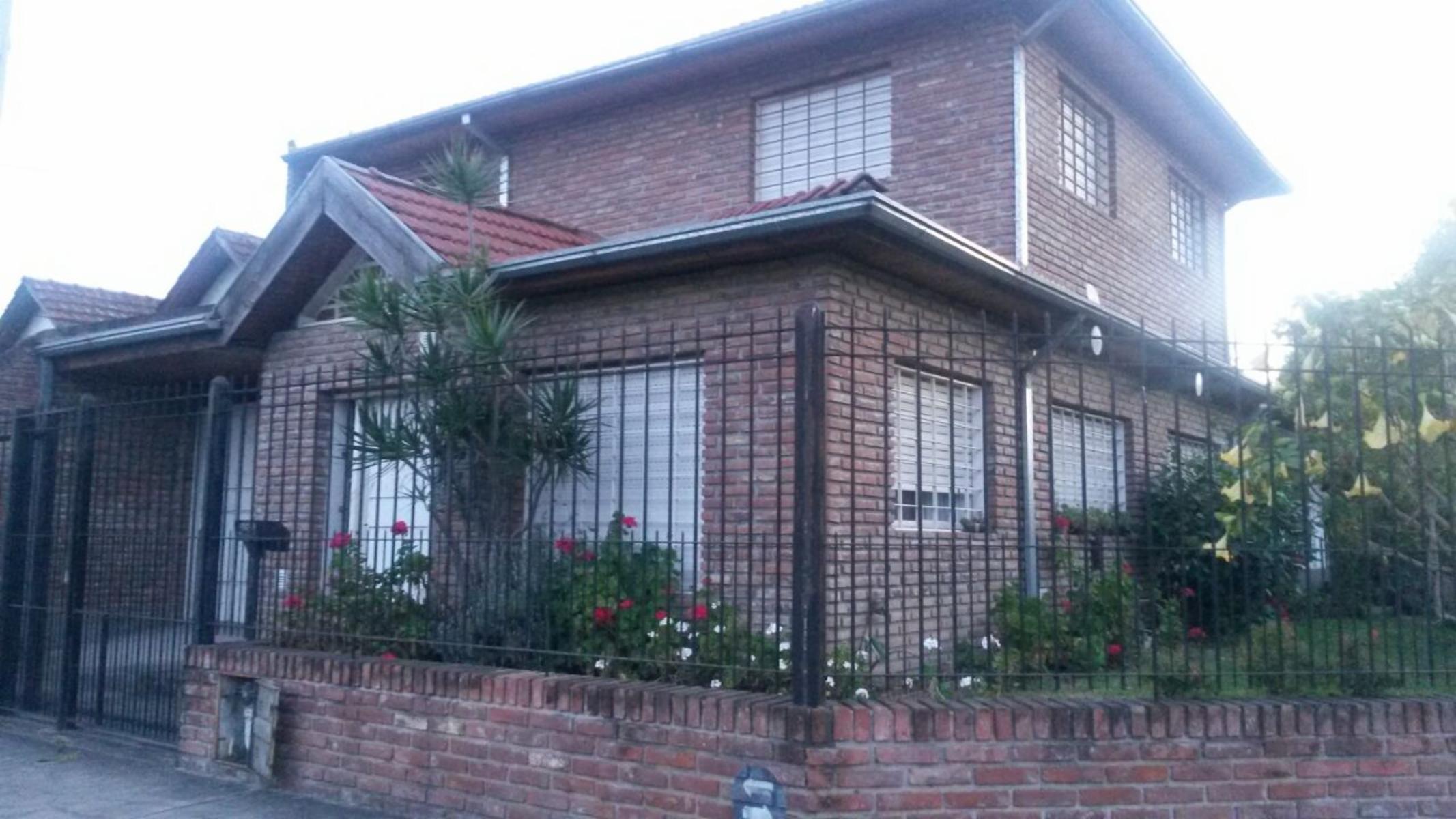 CHALET EN VENTA EN BELLA VISTA — foto 11