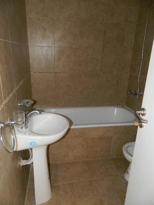 DEOARTAMENTO CON COCHERA Y BALCON DE 1 DORMITORIO — foto 5