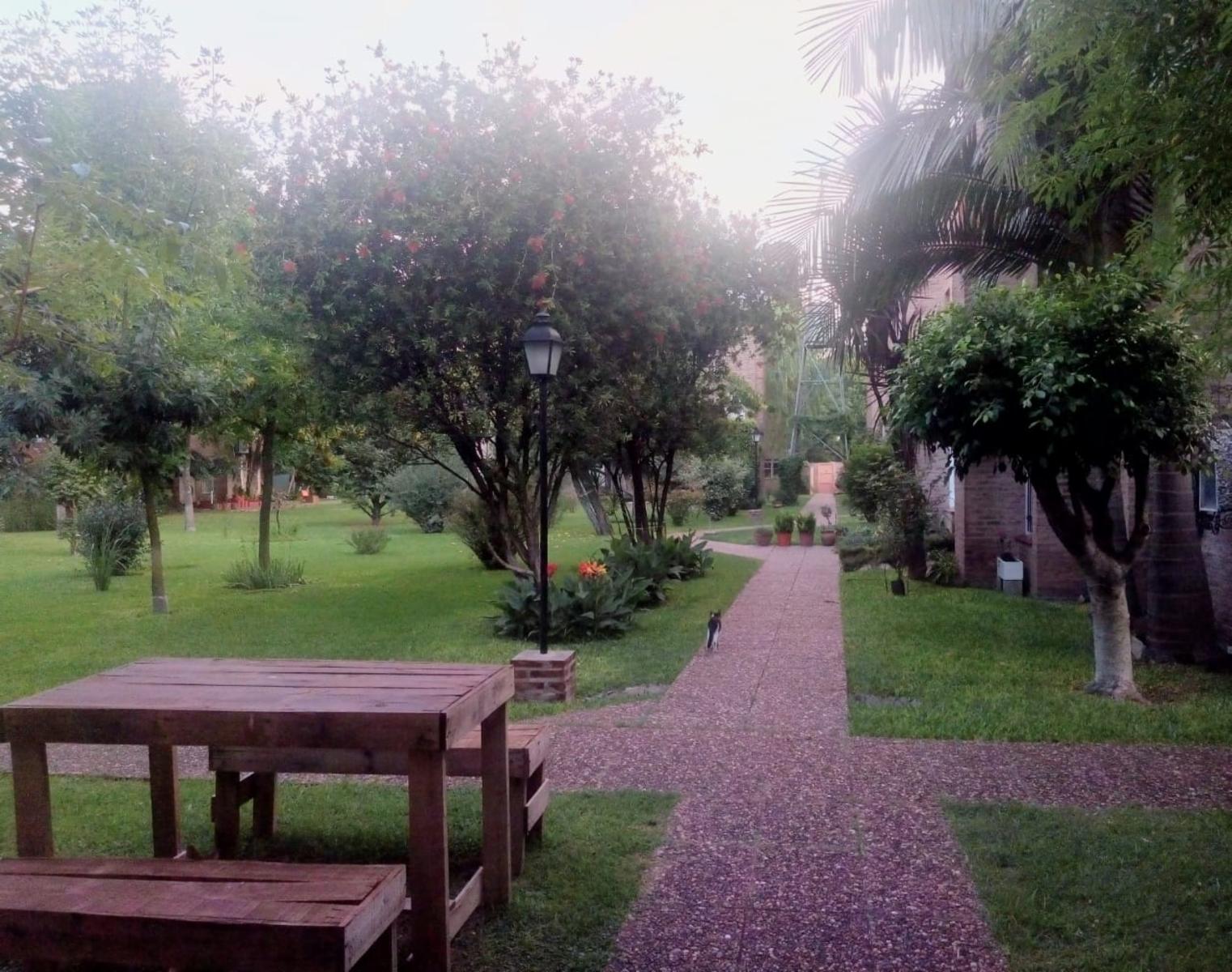EXCELENTE TRIPLEX CON MUY BUENA UBICACION HERMOSO COMPLEJO EL MOLINO — foto 14