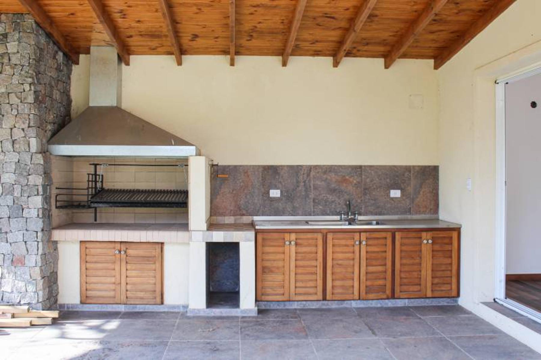 Barrio San Matias Casa a estrenar — foto 11