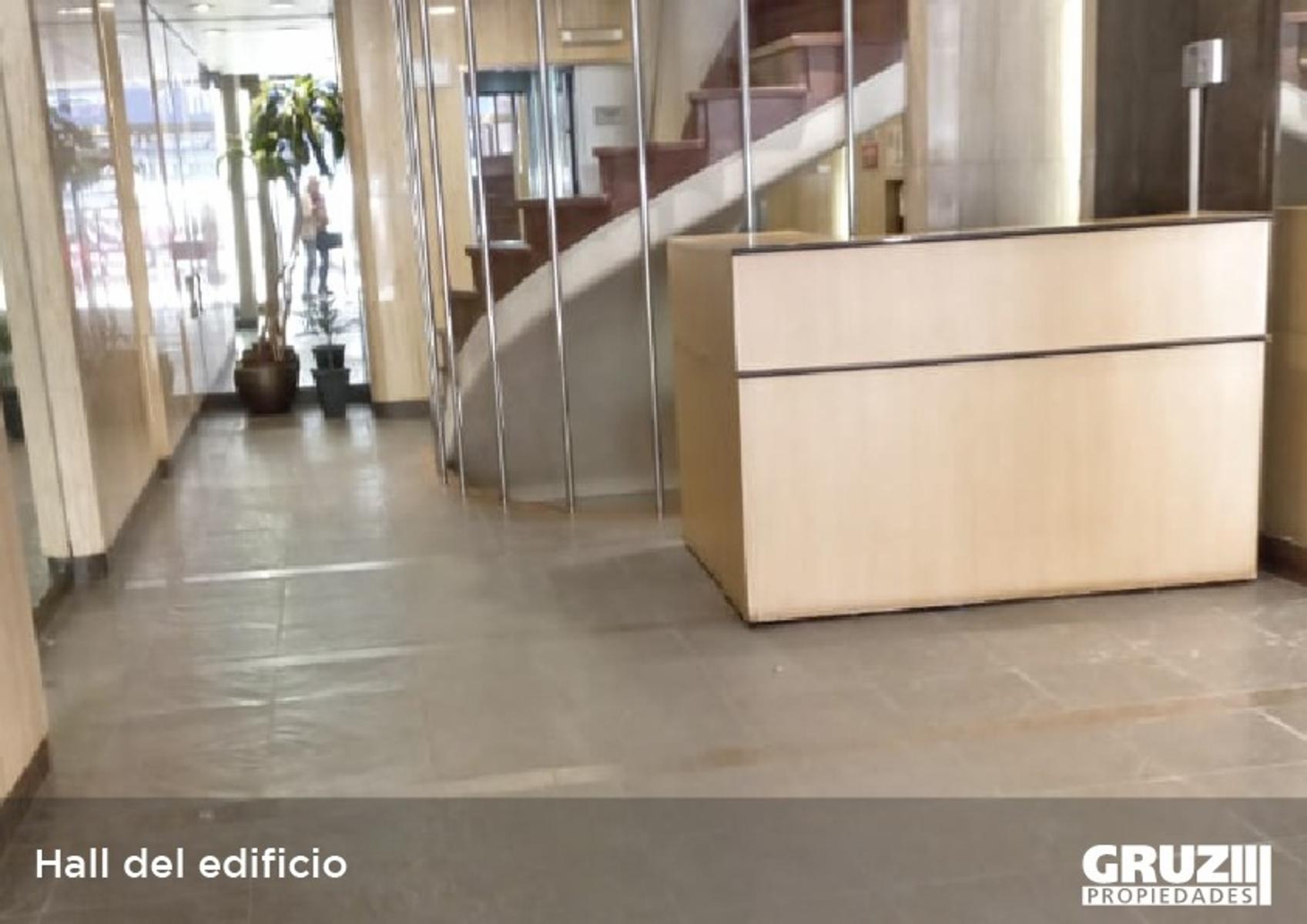 A Nuevo Impecable 2 Amb. 50 m² - Tribunales en 7° Piso - Superluminoso - 12
