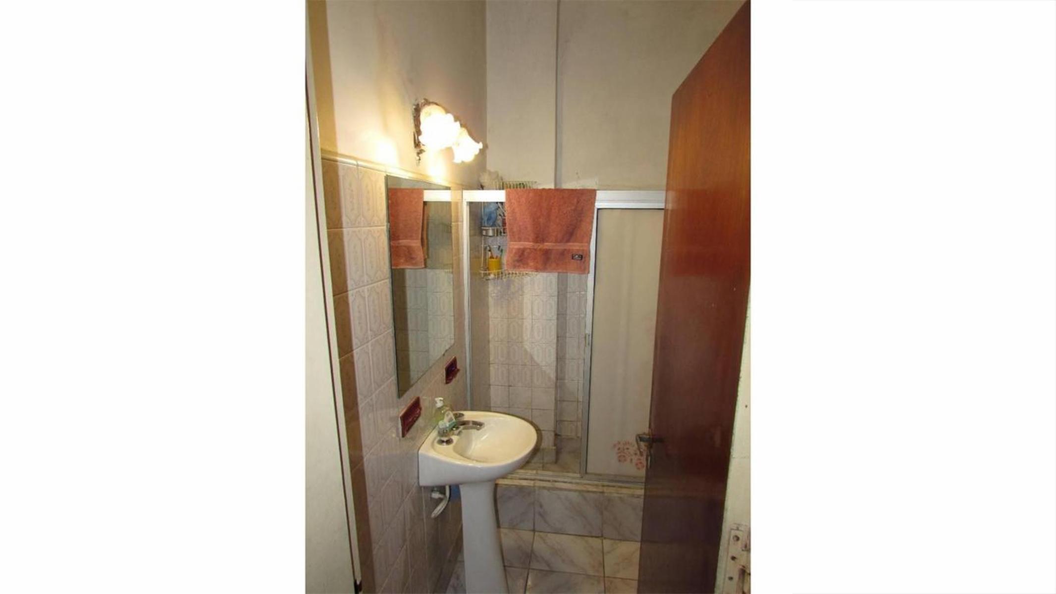 Villa Luzuriaga Casa Americana 3 Ambientes C/Cochera — foto 8