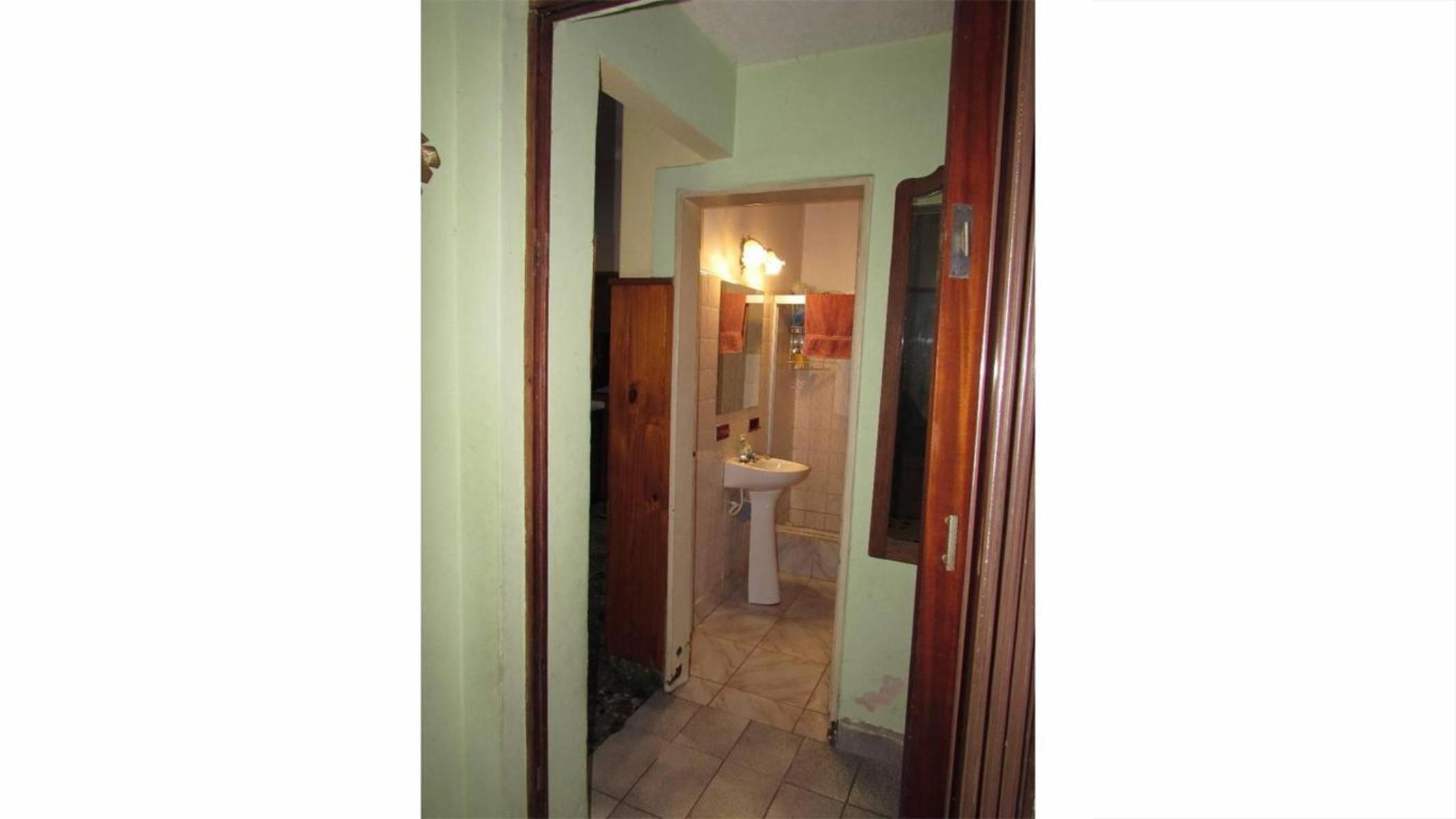 Villa Luzuriaga Casa Americana 3 Ambientes C/Cochera — foto 11