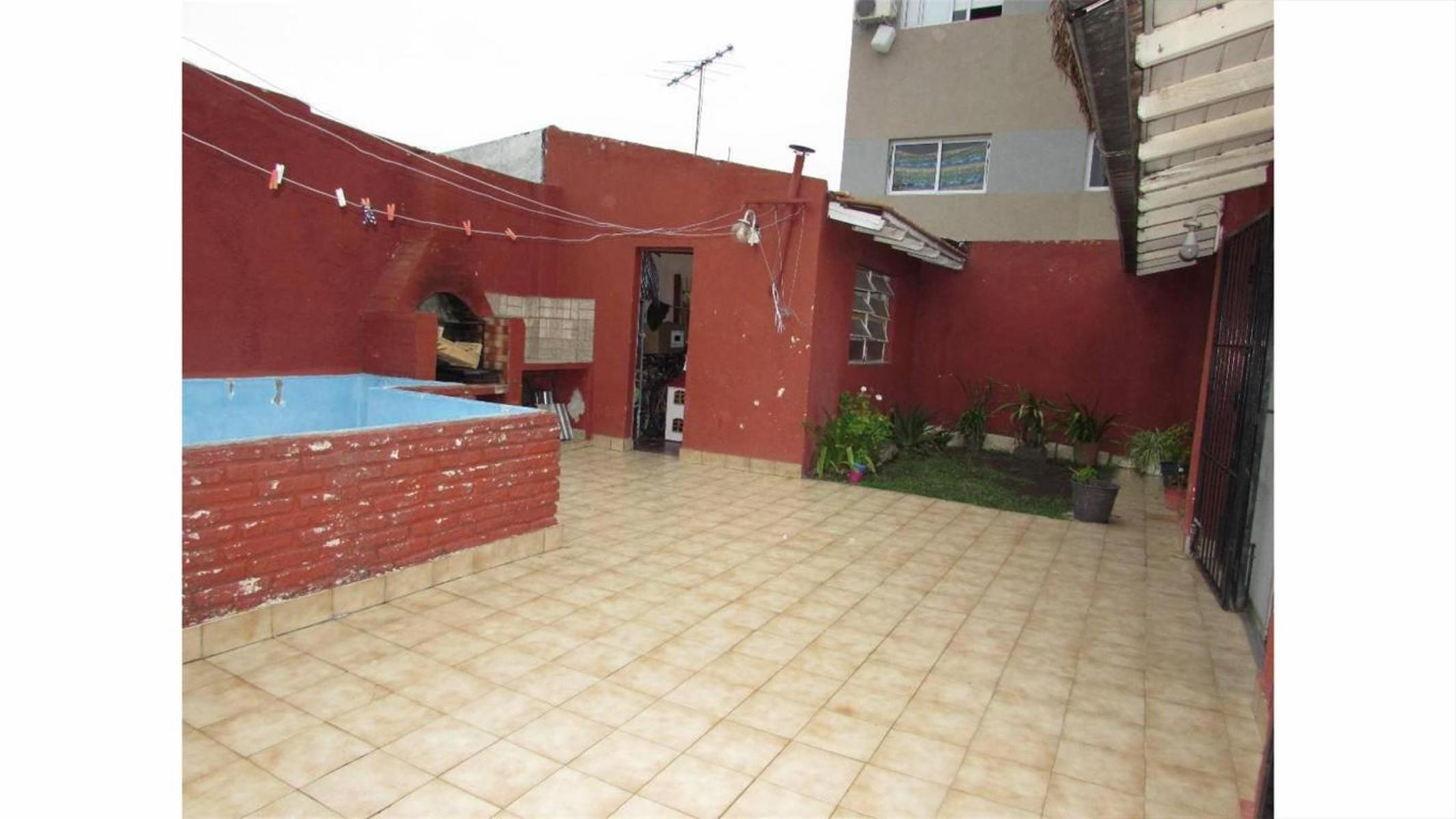 Villa Luzuriaga Casa Americana 3 Ambientes C/Cochera — foto 13