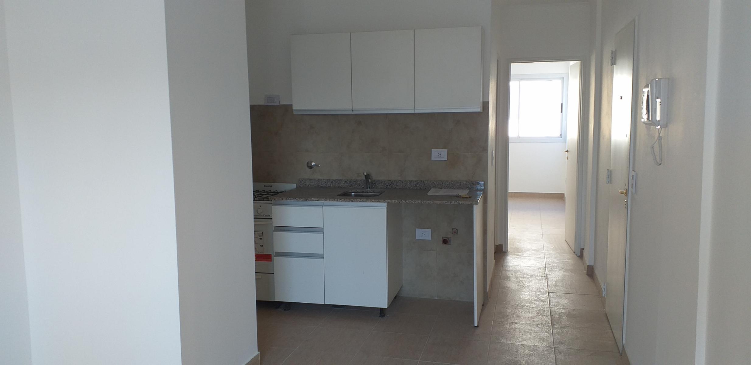 OPORTUNIDAD NUEVO VALOR Villa Luzuriaga a Estrenar Amplio 2 Ambientes: 1er Piso al Frente c/Terraza propia 12 m2 — foto 4