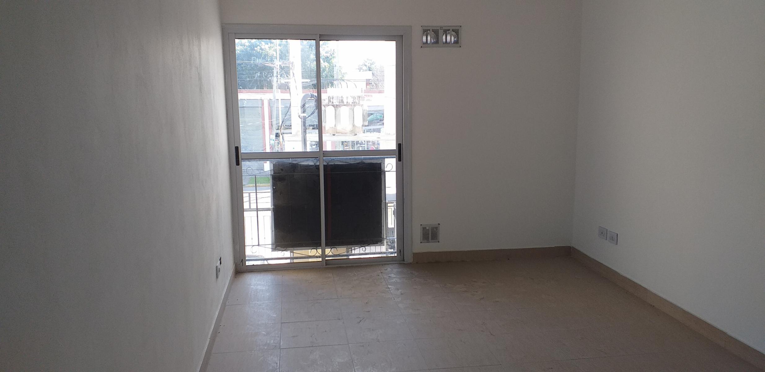 OPORTUNIDAD NUEVO VALOR Villa Luzuriaga a Estrenar Amplio 2 Ambientes: 1er Piso al Frente c/Terraza propia 12 m2 — foto 13