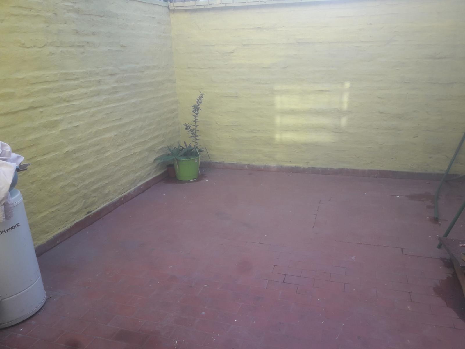 VILLA LUZURIAGA Departamento Planta Baja interno 2 Ambientes C/Cochera. Muy buena ubicación. — foto 8
