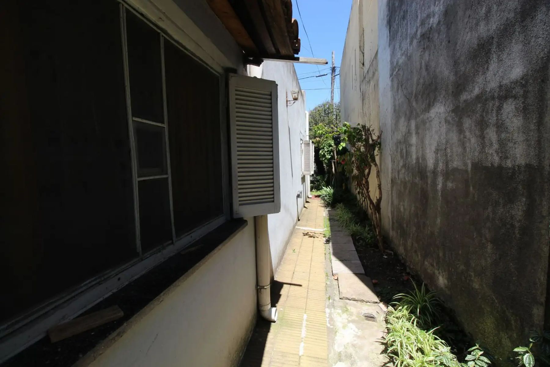 NUEVO VALOR VILLA LUZURIAGA LOTE CON DEMOLICION MUY BUENA UBICACIÓN — foto 12