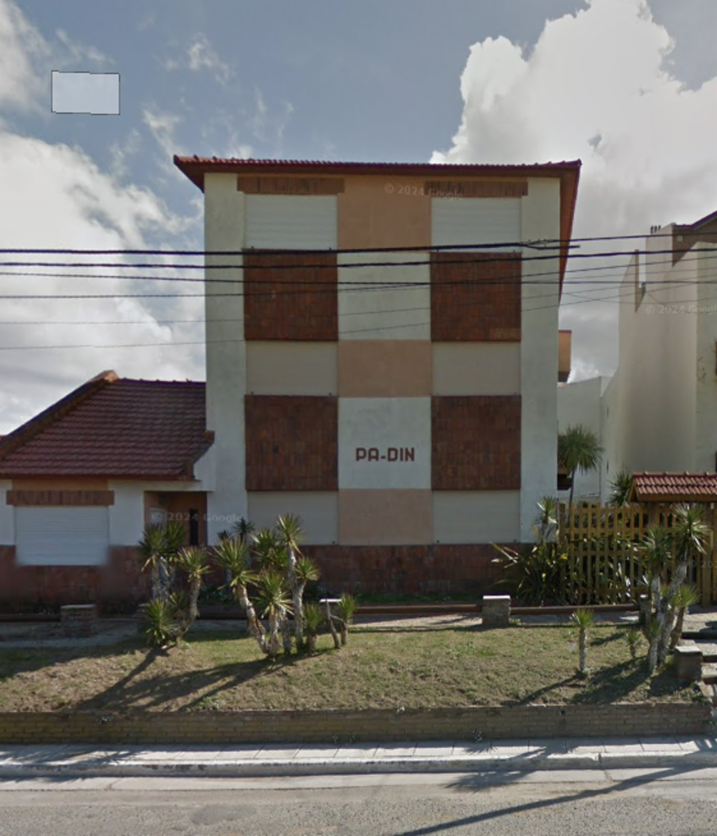 EDIFICIO DE 13 UNIDADES 3 AMBIENTES + 1 DUPLEX. MAR DE AJÓ - 1