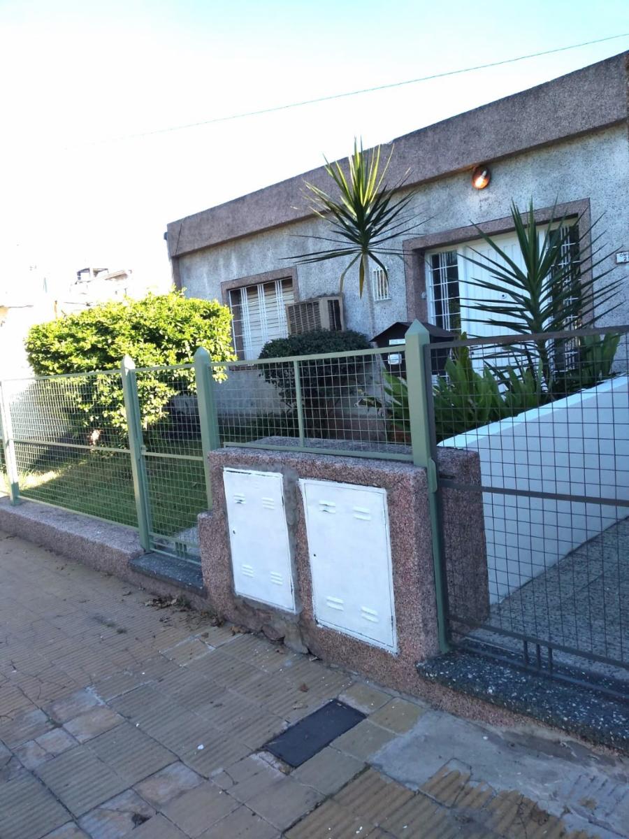 PH 3 AMBIENTES AL FRENTE. BUENA UBICACIÓN — foto 2