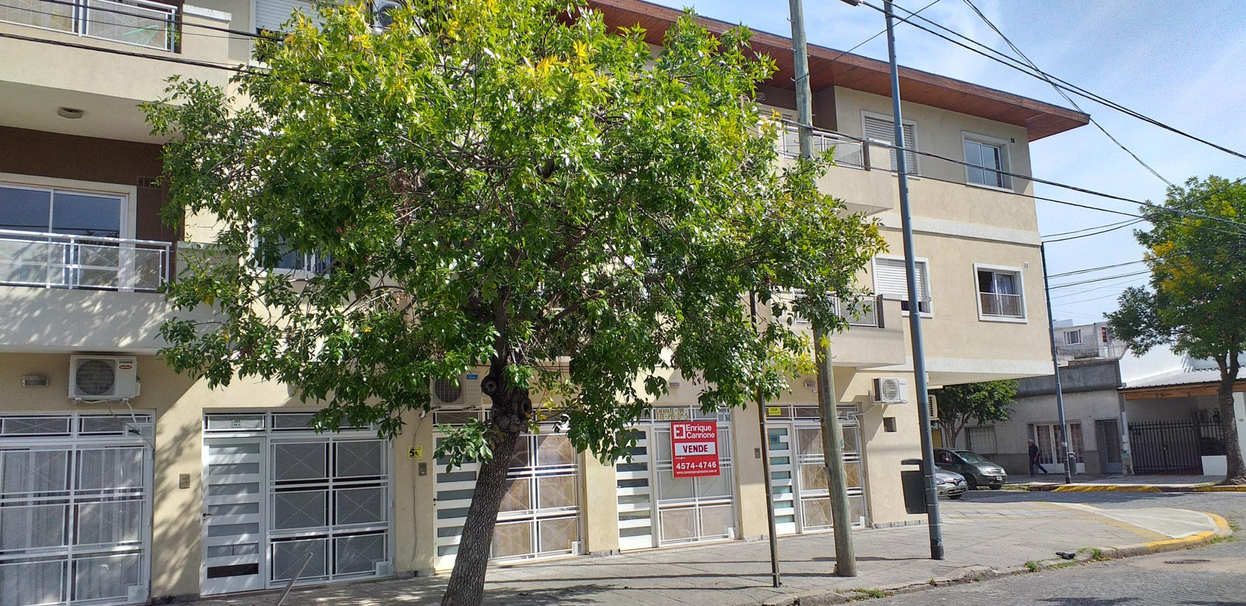 NUEVO VALOR Excelente Departamento 2 Ambientes Con Amplio balcón al Frente — foto 3