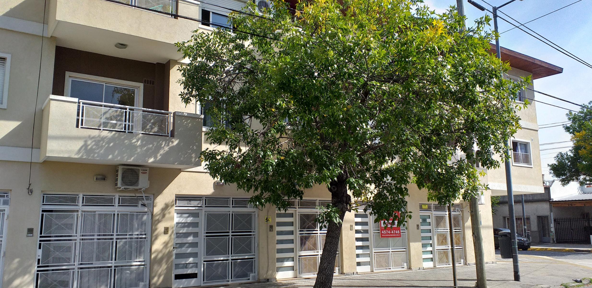 NUEVO VALOR Excelente Departamento 2 Ambientes Con Amplio balcón al Frente — foto 4
