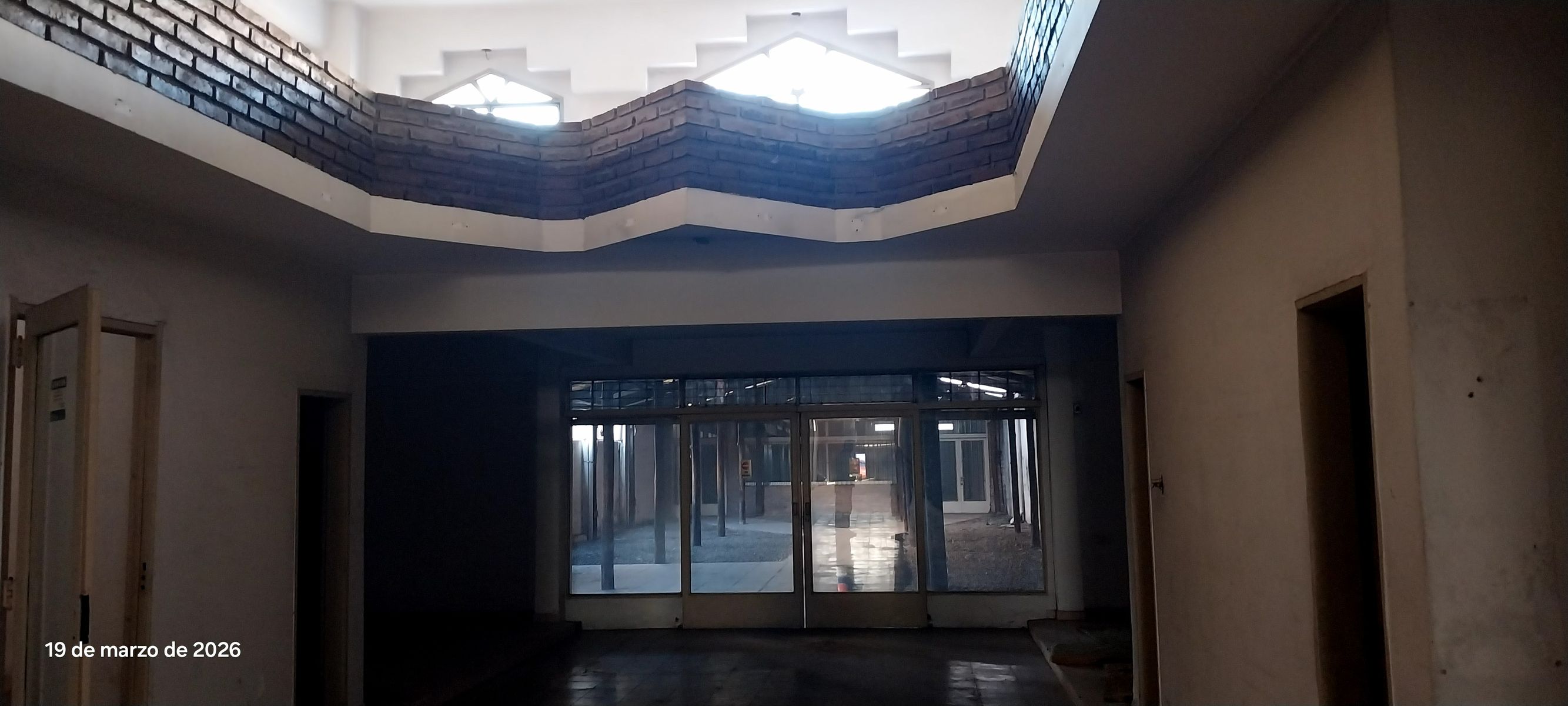 ISIDRO CASANOVA CENTRO. IMPORTANTE PROPIEDAD IDEAL CENTRO COMERCIAL, CENTRO DE DISTRIBUCION Y LOGISTICA Y OTROS - 9