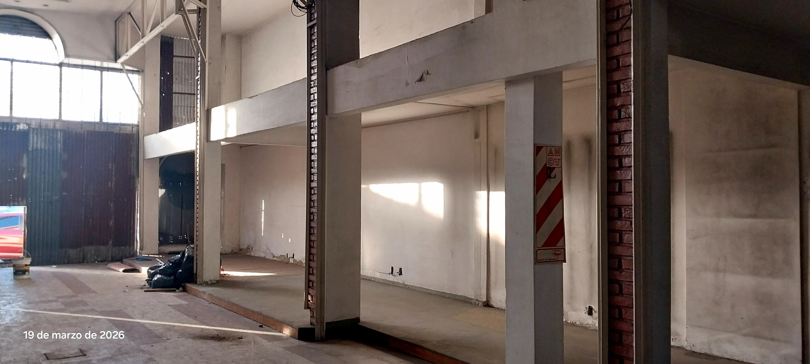 ISIDRO CASANOVA CENTRO. IMPORTANTE PROPIEDAD IDEAL CENTRO COMERCIAL, CENTRO DE DISTRIBUCION Y LOGISTICA Y OTROS - 15