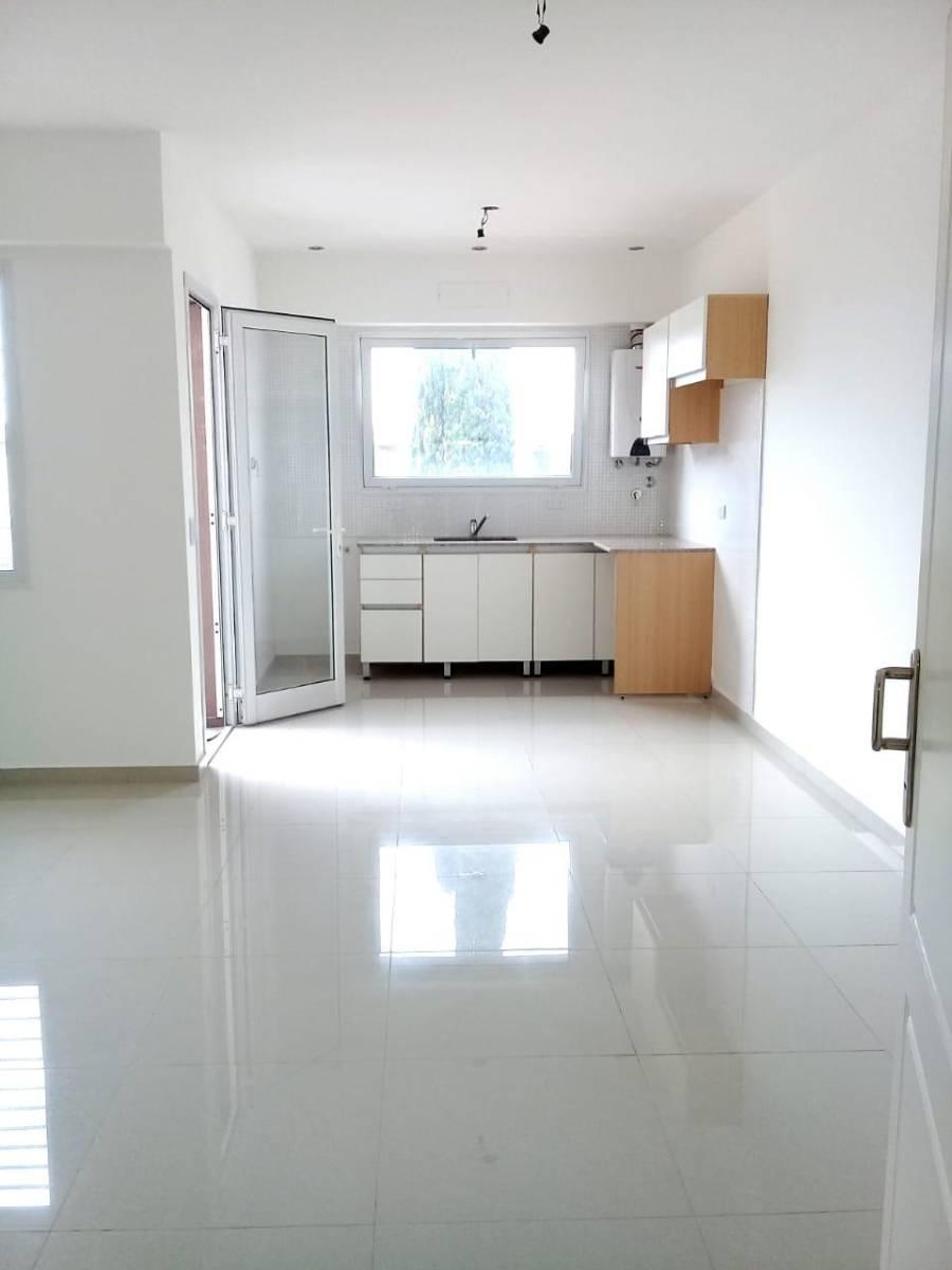 Departamento de tres ambientes en venta - Gonzalez Castillo 100 Ramos Mejia — foto 2