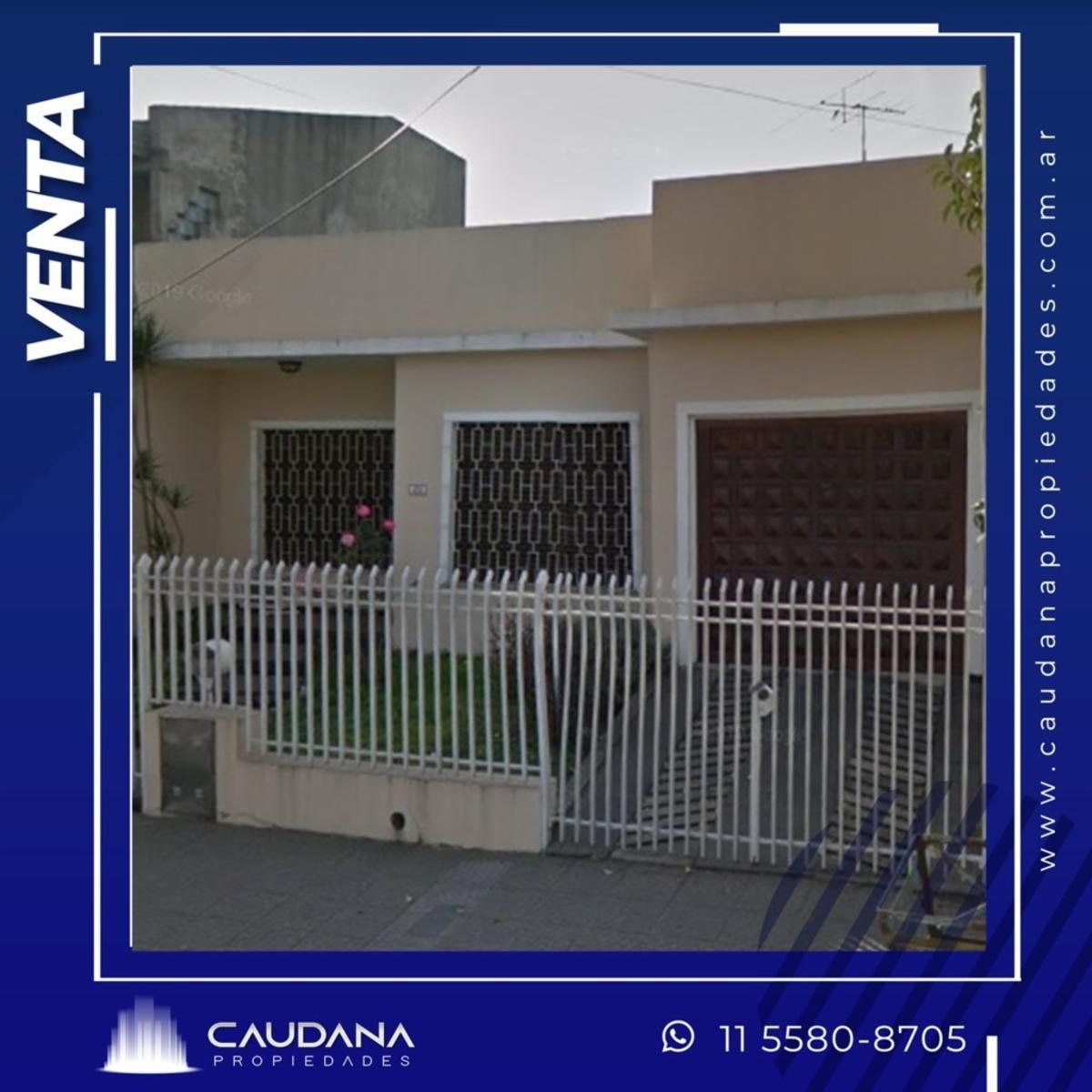 Jujuy 5300 La Tablada - Casa 4 ambientes en venta