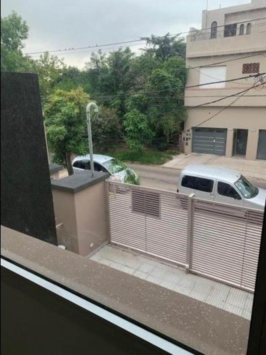 Conesa 300 Ramos Mejia - Departamento de tres ambientes en venta — foto 4