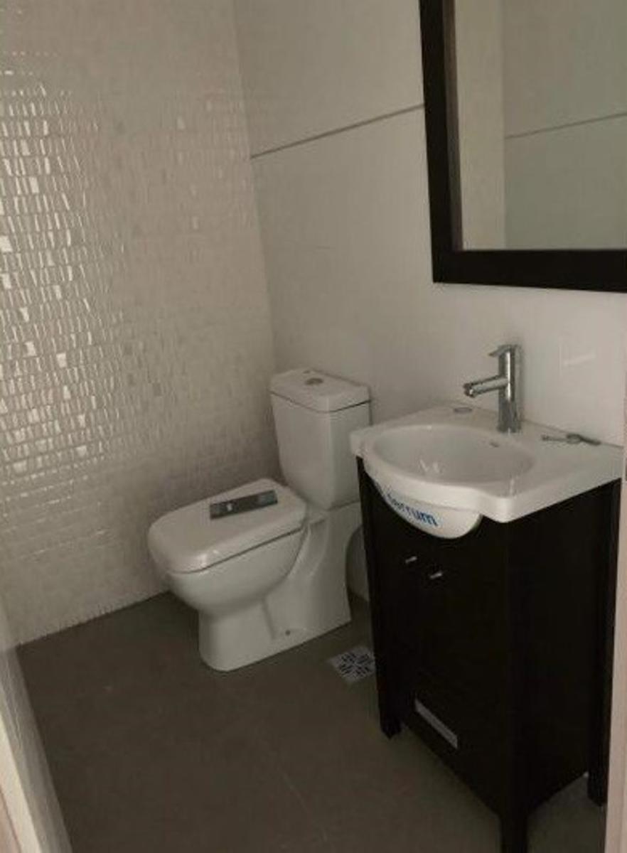 Conesa 300 Ramos Mejia - Departamento de tres ambientes en venta — foto 7