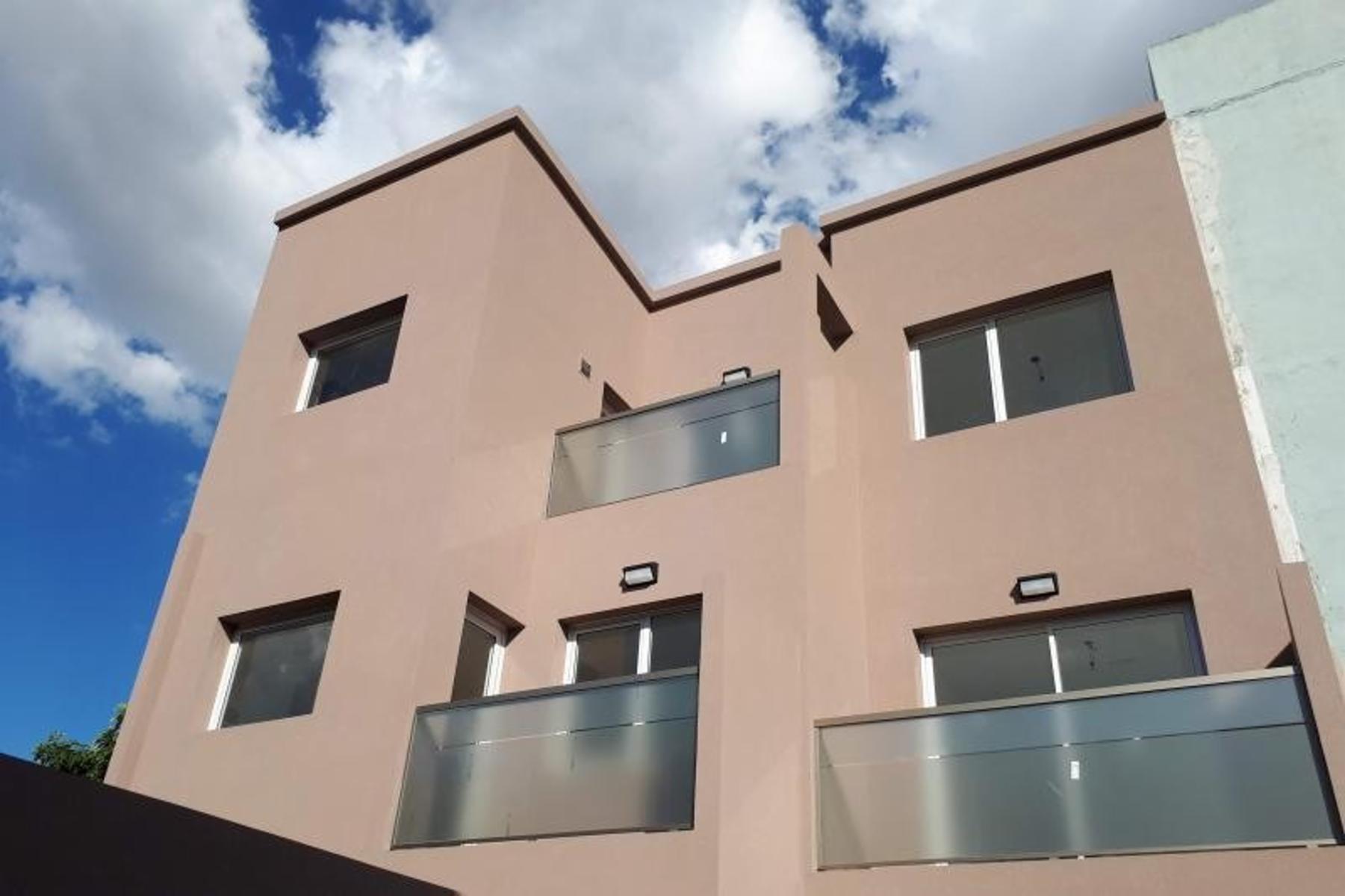 Conesa 300 Ramos Mejia - Departamento de tres ambientes en venta — foto 11