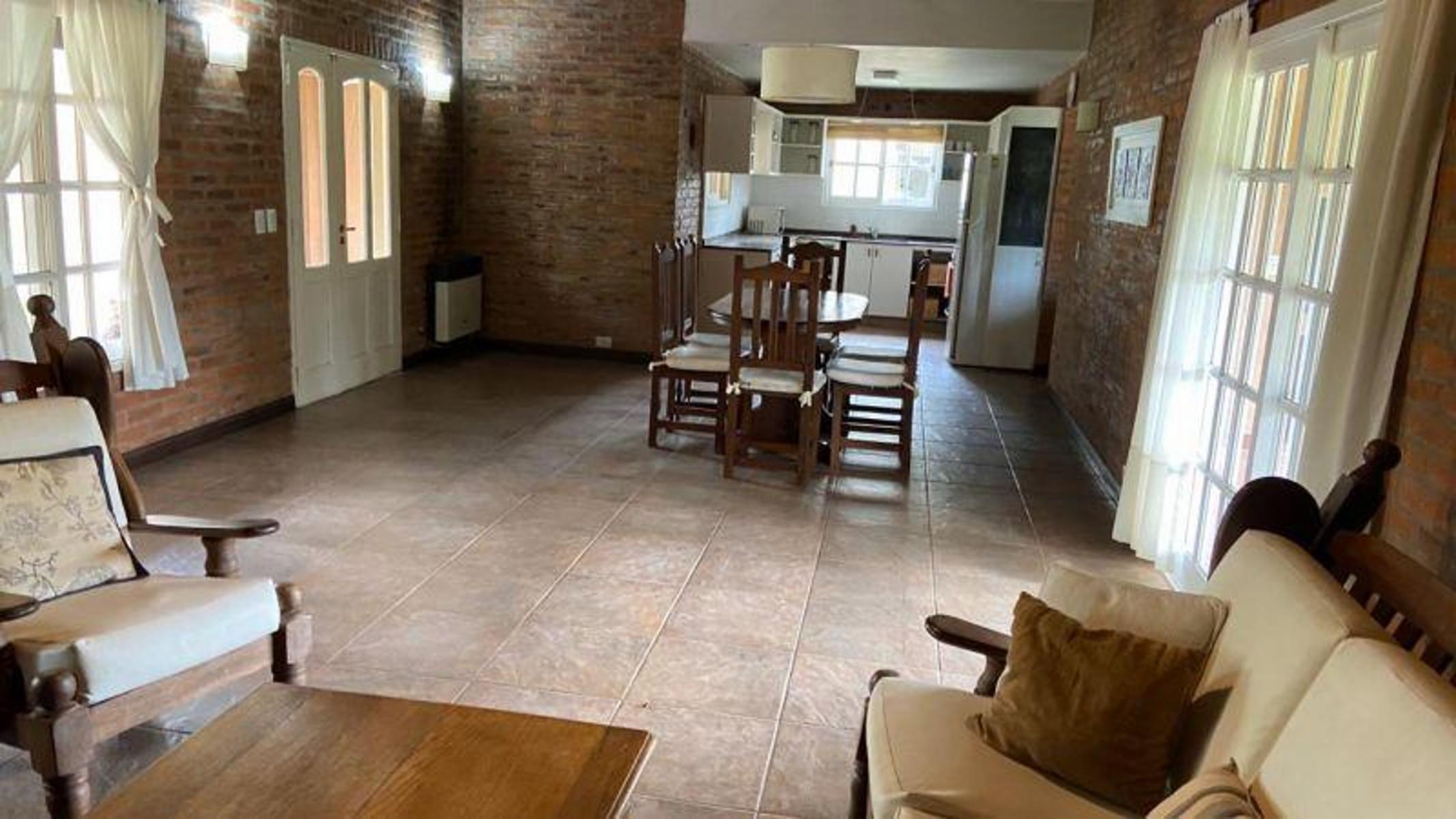 A. Chazarreta 100 Gral. Rodriguez - Casa 5 ambientes en venta — foto 5