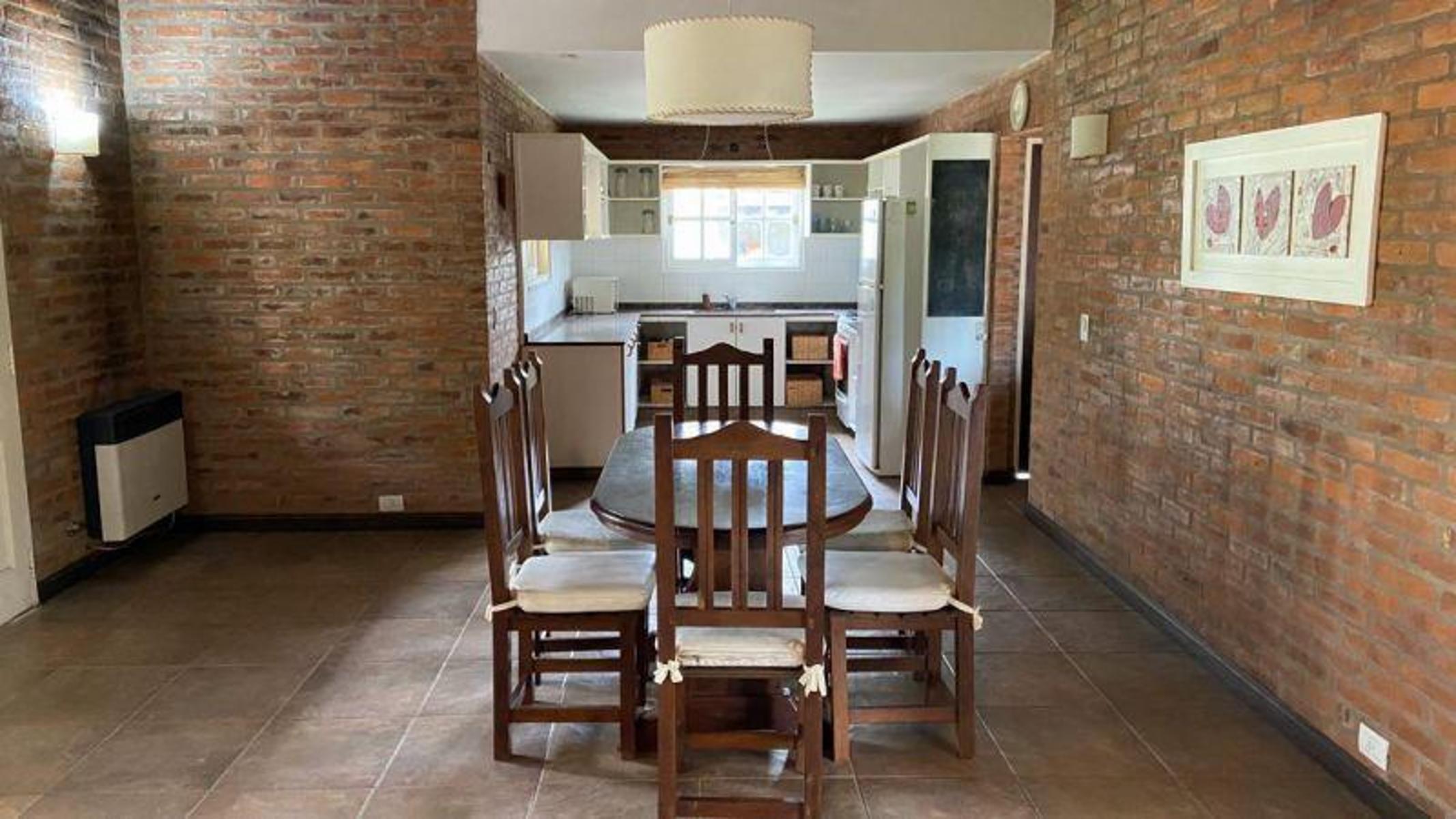 A. Chazarreta 100 Gral. Rodriguez - Casa 5 ambientes en venta — foto 11