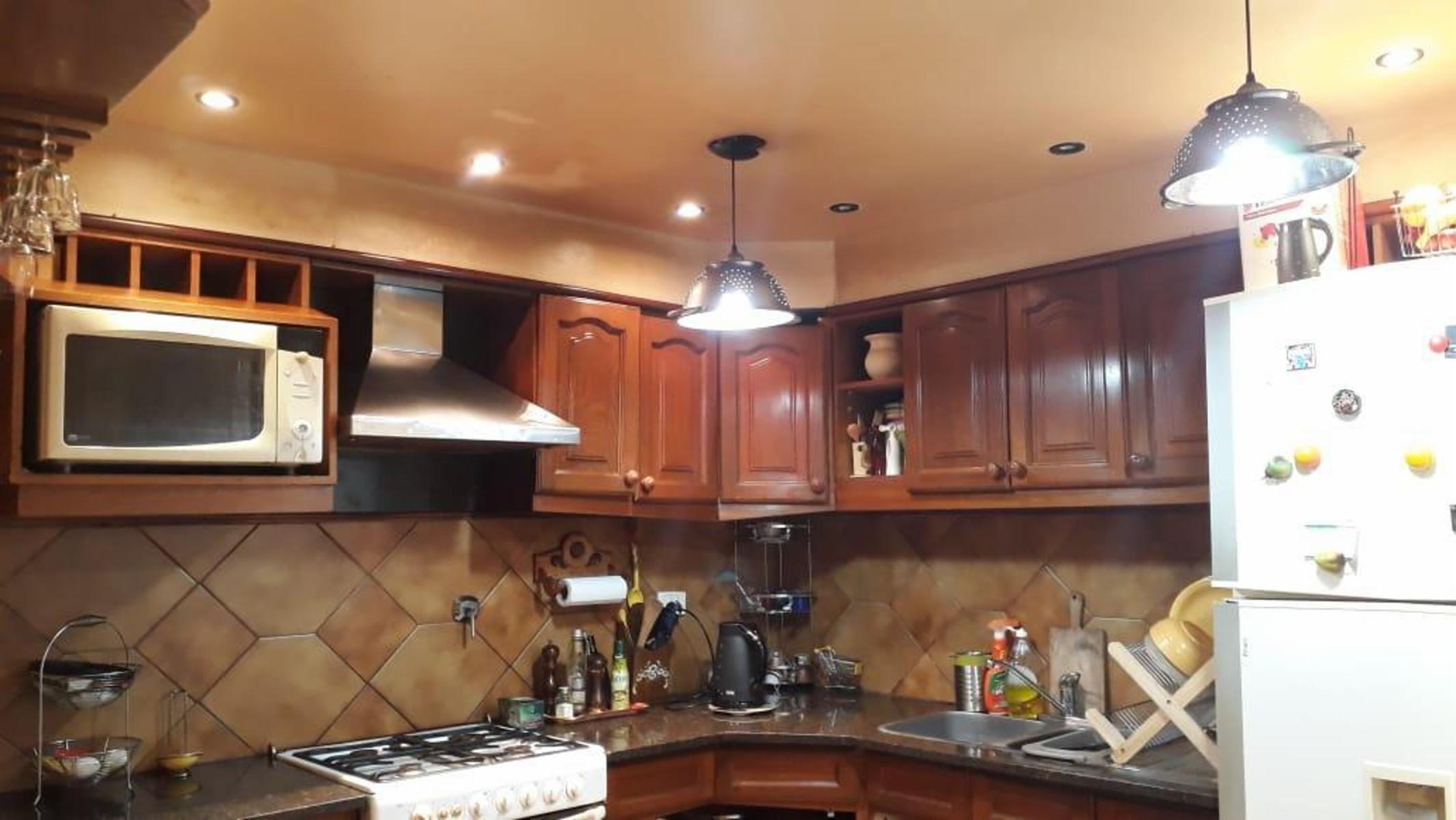 Igualdad 700 Haedo - Casa 5 ambientes en venta — foto 3