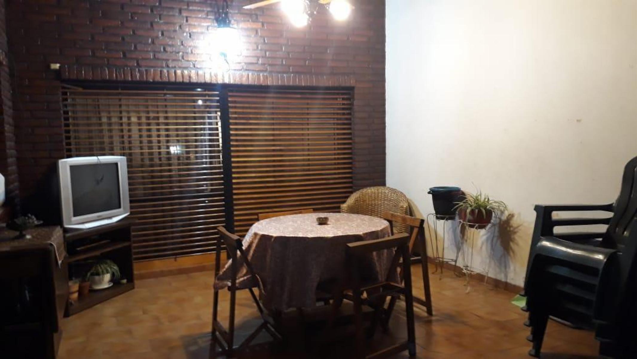 Igualdad 700 Haedo - Casa 5 ambientes en venta — foto 13