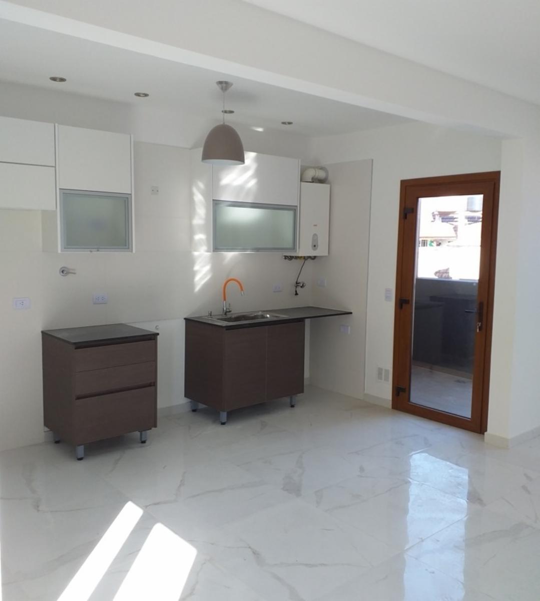 Departamentos de tres ambientes en venta - Chacabuco 100 Ramos Mejia