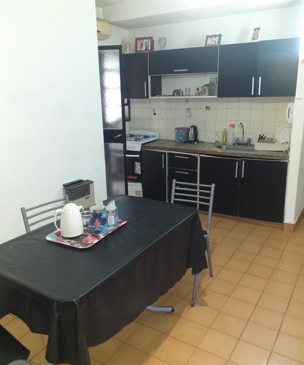 Departamento de dos ambientes con patio en venta - Entre Rios 2800 San Justo