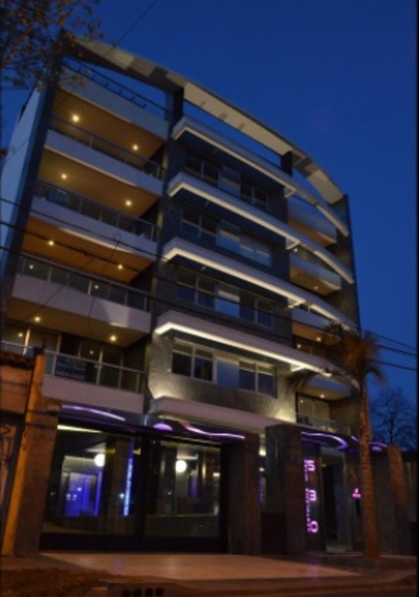 Excelente departamento 4 ambientes con 4 cocheras en venta - B. Mitre 500 Ramos Mejía — foto 2