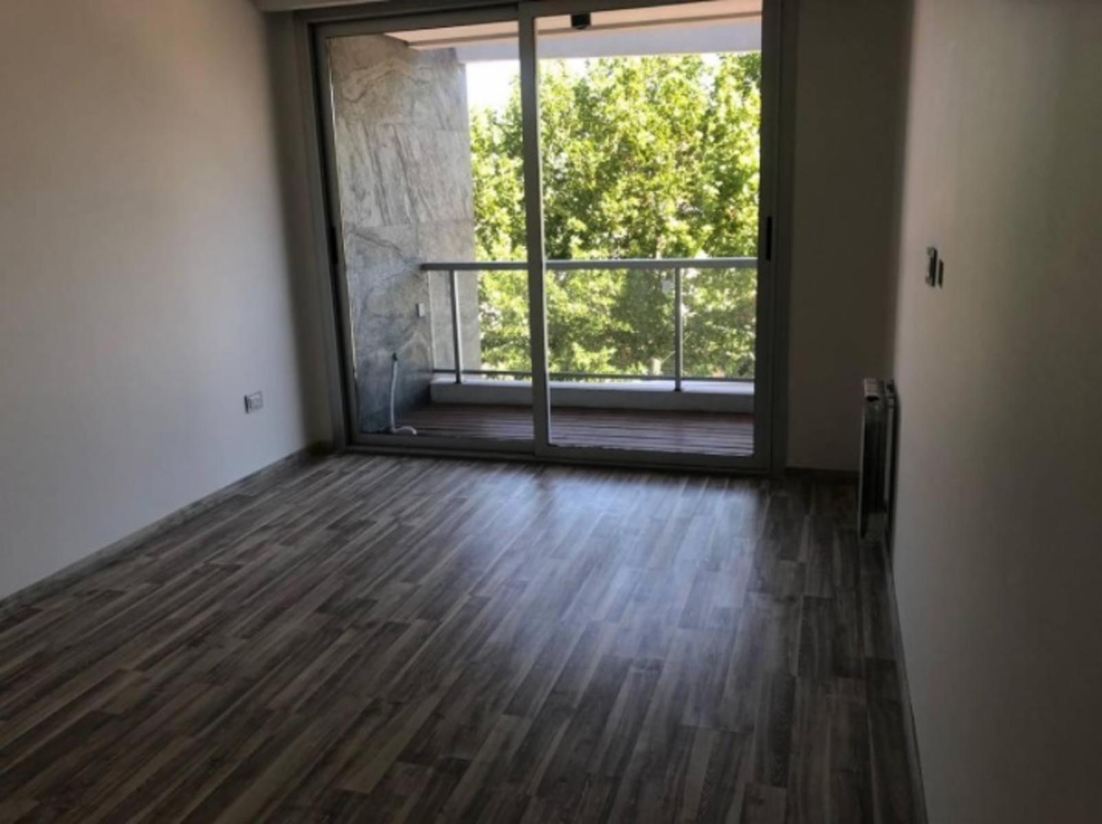 Excelente departamento 4 ambientes con 4 cocheras en venta - B. Mitre 500 Ramos Mejía — foto 11