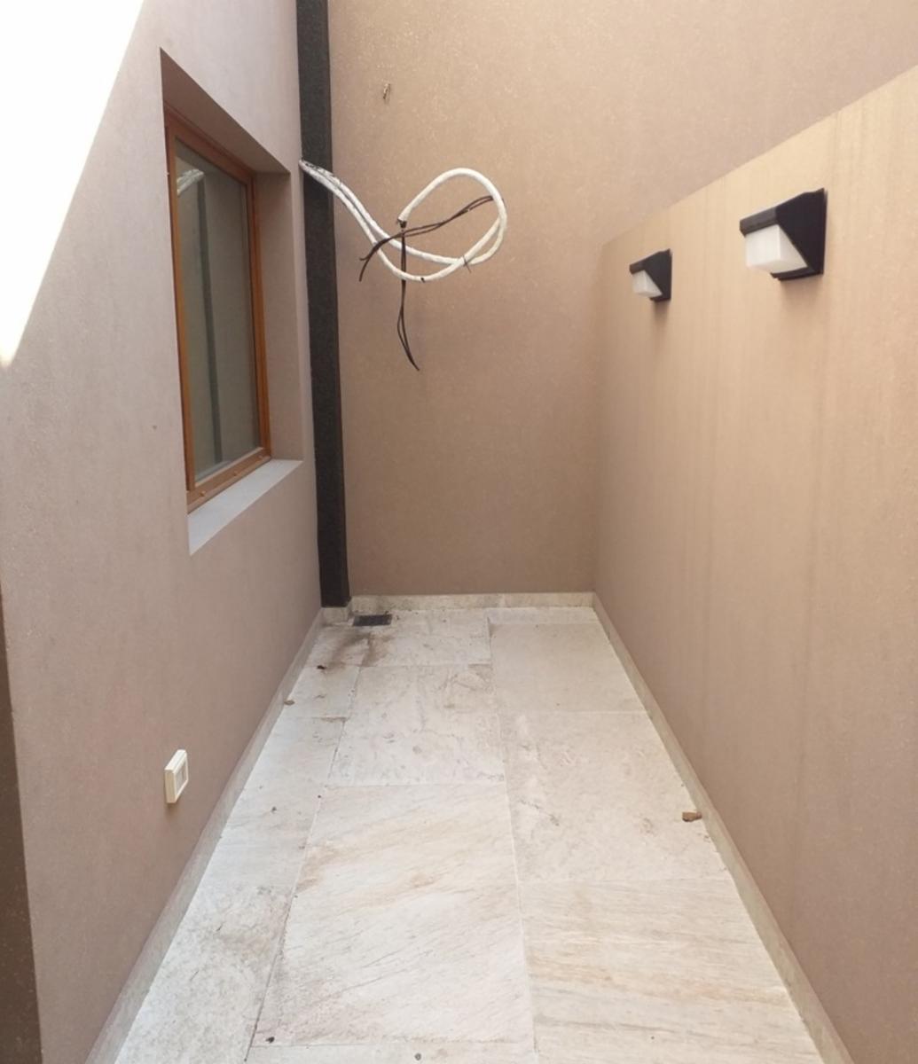 Gran departamento de 3 ambientes con 2 patios en planta baja - Chacabuco 100 Ramos Mejia — foto 6